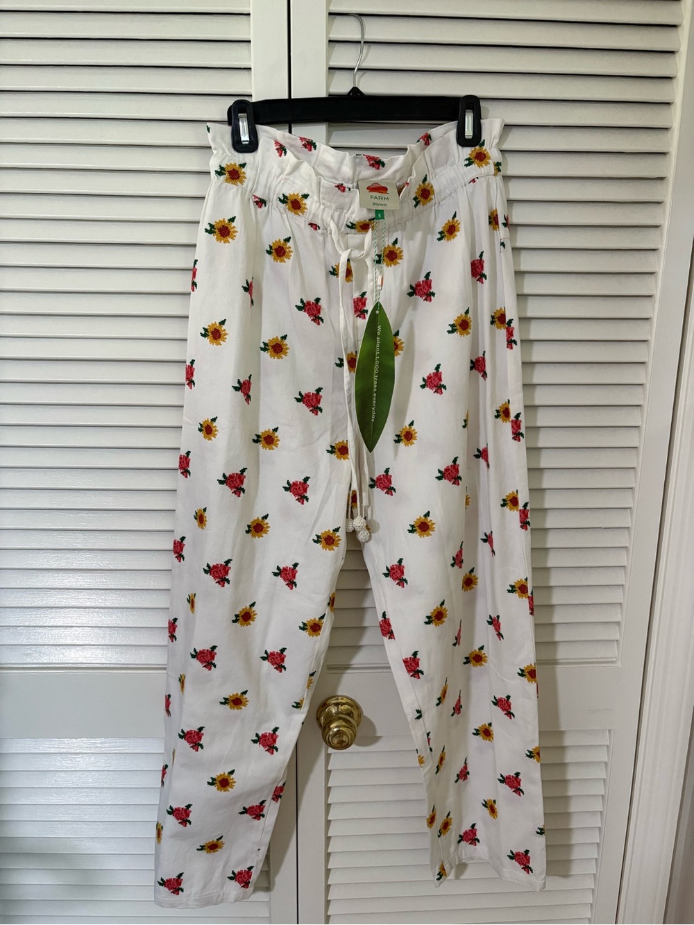 FARM Rio White Floral Straight-Leg Lounge Pants